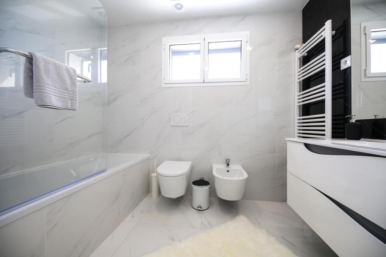 Beautiful Nazare Apartment, Close To The Beach! Eksteriør billede