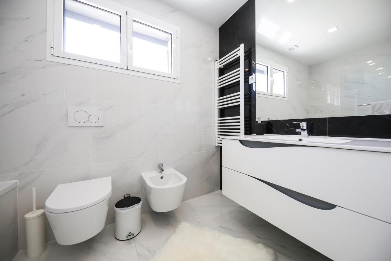 Beautiful Nazare Apartment, Close To The Beach! Eksteriør billede